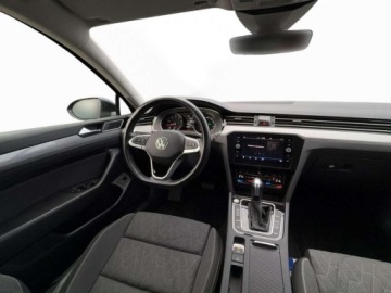 Volkswagen Passat B8 Variant Facelifting 1.5 TSI EVO 150KM 2023 Volkswagen Passat Variant 1.5 TSI Evo Business DSG FV 23 gwarancja 1.5, zdjęcie 14