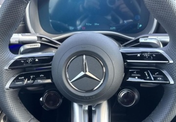 Mercedes AMG GT C190 Coupe 4d Facelifting 4.0 63 585KM 2025 Mercedes-Benz AMG GT GT 63 4m Coupe Pakiet wyposazenia Premium Plus 4.0, zdjęcie 11