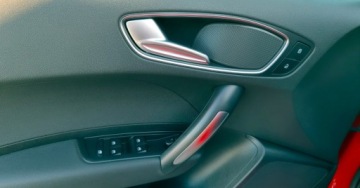 Audi A1 I Hatchback 3d 1.6 TDI 90KM 2013 Audi A1 Sportback 1,6 TDI 90KM Klima Serwis 1.6 Diesel 90KM, zdjęcie 14