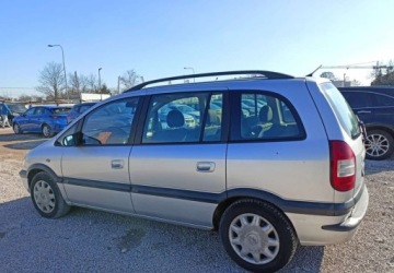Opel Zafira A 1.8 16V 125KM 2003 Opel Zafira Opel Zafira 1.8 BenzynaLPG 125KM, zdjęcie 2