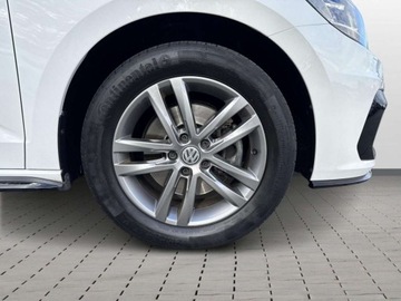 Volkswagen Touran III 1.5 TSI EVO 150KM 2019 Volkswagen Touran TSI 150KM Highline 7 os. R-Line Exterieur LED Nawiga, zdjęcie 8