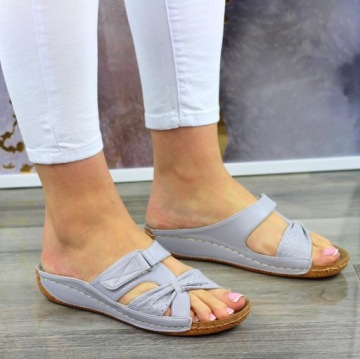 СЕРЫЕ МЕДИЦИНСКИЕ КОЖАНЫЕ ТАПОЧКИ ЖЕНСКИЕ, ПОШИТ 39