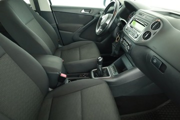 Volkswagen Tiguan I SUV Facelifting 1.4 TSI BlueMotion 122KM 2013 VW Tiguan 1.4 TSI, Salon Polska, Klima, zdjęcie 6