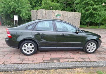 Volvo S40 II 2.4 i 140KM 2005 Volvo S40 Niski przebieg 135 tys km 2.4 Benzyna 140KM, zdjęcie 5