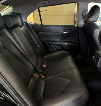 Toyota Camry IX Sedan 2.5 Hybrid Dynamic Force 218KM 2021 Toyota Camry Salon Polska Executive Pakiet VIP R CARS WARSZAWA 2.5 218KM, zdjęcie 13