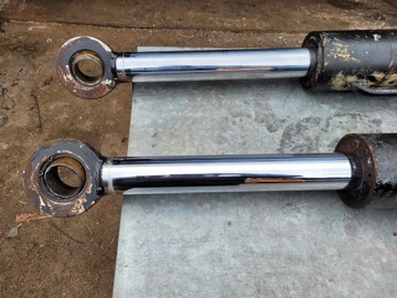 ГИДРАВЛИЧЕСКИЙ ЦИЛИНДР ДВОЙНОГО ДЕЙСТВИЯ 117см