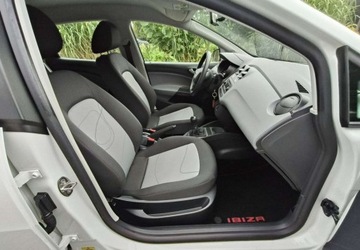 Seat Ibiza IV Hatchback 5d Facelifting 1.2 70KM 2015 Seat Ibiza Seat Ibiza 1.2 12V Style 4YOU 1.2 Benzyna 70KM, zdjęcie 11