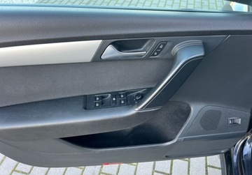 Volkswagen Passat B7 Variant 1.4 TSI BlueMotion 122KM 2011 Volkswagen Passat 1.4 TSI 122KM 6Bieg.Nowy Rozrz.Navi.Hak Grzanie Klimatr., zdjęcie 15