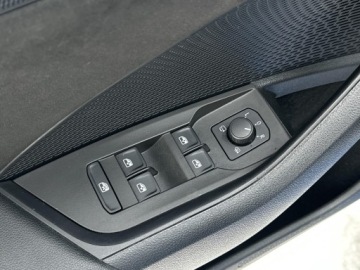 Skoda Octavia IV RS Liftback 2.0 TDI SCR 200KM 2022 Skoda Octavia RS 2.0 TDI 200KM Matrix Bezwypadkowa, zdjęcie 31