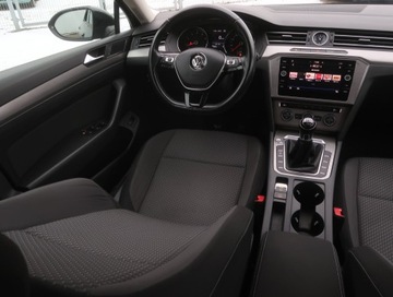 Volkswagen Passat B8 Limousine 1.4 TSI BlueMotion Technology 125KM 2017 VW Passat 1.4 TSI, Salon Polska, 1. Właściciel, zdjęcie 6