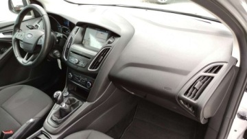 Ford Focus III Kombi Facelifting 1.5 TDCi 120KM 2017 Ford Focus 1.5 TDCI 120kM Klima Temp. Navi Czujniki Serwis GWARANCJA 1.5, zdjęcie 19