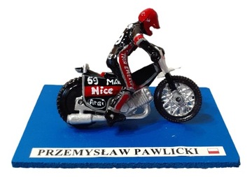 Figurka żużlowca Przemysław Pawlicki czerwony kask