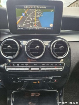 Mercedes Klasa C W205 Kombi 220 BlueTEC 170KM 2016 Mercedes-Benz Klasa C 2.2 CDI 170KM 2.1 Diesel 170KM, zdjęcie 21