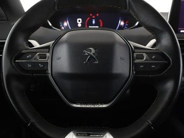 Peugeot 3008 II Crossover 1.2 PureTech 130KM 2018 Peugeot 3008 full LED półskóra navi el. fotele, zdjęcie 16
