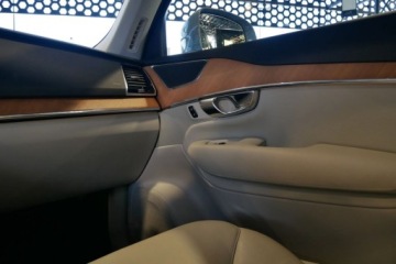 Volvo XC90 II SUV Plug-In 2.0 T8  455KM 2022 Volvo XC 90 HybrydaPlugIn 455KM 6os HeadUp Panorama Cam360 Radar LED Navi, zdjęcie 22
