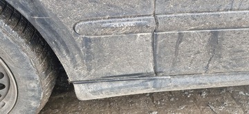 BLATNÍK LEVÝ PŘEDNÍ MERCEDES W203 FACELIFT