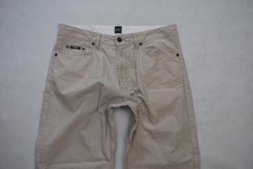 V Eleganckie Spodnie jeans Hugo Boss 34/30 Texas z USA