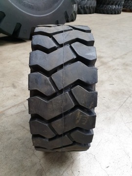 Opona 16x6-8 MAGNA SOLID STANDARD