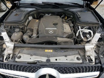 Mercedes GLC C253 2017 Mercedes-Benz GLC Coupe 300 4Matic 2017 2.0l 2.0 Benzyna 241KM, zdjęcie 6