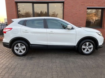 Nissan Qashqai II Crossover 1.2 DIG-T 115KM 2014 Nissan Qashqai 1.2 benzyna 115 KM 6 biegow zarej w PL zadbany zamiana, zdjęcie 29