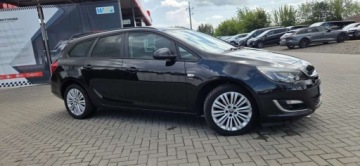 Opel Astra J Sports Tourer Facelifting 1.4 Turbo ECOTEC 140KM 2013 Opel Astra 1,4 TURBO 140KM Led Super Stan Oplaty 1.4 Benzyna 140KM, zdjęcie 20