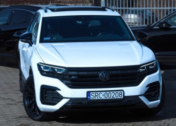Volkswagen Touareg III SUV 3.0 V6 SCR TDI 286KM 2019 VW Touareg R-Line PL Full Wentyle Masaż Dynaudio Panorama Dociąg Matrix Hak