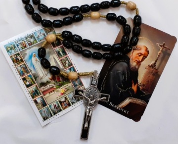 МЕГА большие четки Св. Бенедикт, деревянный крест на веревке, медальон IHS 7 см.