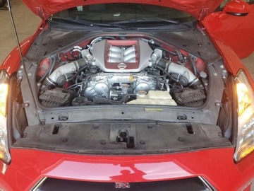 Nissan GT-R 2015 Nissan GT-R 2015, GT-R Premium, od ubezpieczalni 3.8 Benzyna 570KM, zdjęcie 10