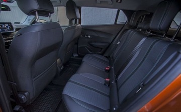 Peugeot 2008 II SUV 1.2 PureTech 130KM 2022 Peugeot 2008 Allure 130KM Automat FV23 1.2 Benzyna 130KM, zdjęcie 15