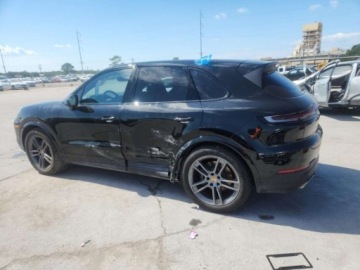 Porsche Cayenne III 2024 Porsche Cayenne 2024 Porsche Cayenne 3.0 Benzyna 348KM, zdjęcie 3