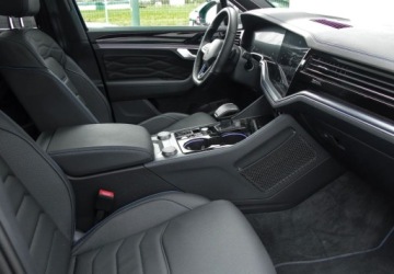 Volkswagen Touareg III 2025 Volkswagen Touareg 3.0 TFSI eHybrid R 340KW PHEV 4MOTION Tiptronic Hak Hea, zdjęcie 13