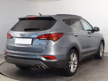 Hyundai Santa Fe III SUV Facelifting 2.0 CRDi 185KM 2017 Hyundai Santa Fe 2.0 CRDi, Salon Polska, zdjęcie 4