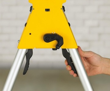 DeWalt Universal Working Stand 1,7 - 2,5 м DE7033
