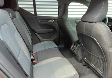 Volvo XC40 2023 Volvo XC 40 2.0 B3 MILD HYBRID Automat PlusDark SalonPL SerwisASO FV23 Gwa, zdjęcie 30