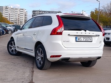 Volvo XC60 I SUV Facelifting 3.0 T6 304KM 2014 VOLVO XC60 T6, Automat, Dokumentacja Podgrzewane fotele, AWD, zdjęcie 25