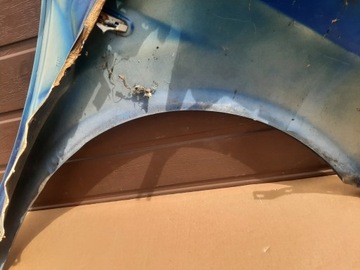 BLATNÍK LEVÝ PŘEDNÍ FIAT GRANDE PUNTO 2005-2009 BARVA 599/A