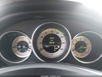 Mercedes CLS W218 2012 Mercedes-Benz CLS 550 2012 4.6l 4.6 Benzyna 402KM, zdjęcie 10