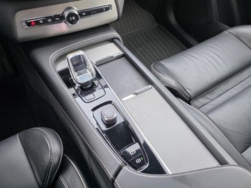 Volvo XC90 II 2022 Volvo XC 90 FV23 Plus Dark B5 Polestar Harman Pneu, zdjęcie 13