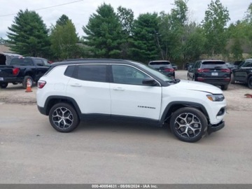 Jeep Compass II 2024 Jeep Compass 2024r, Limited, 4x4, 2.0L 2.0 Benzyna 200KM, zdjęcie 4
