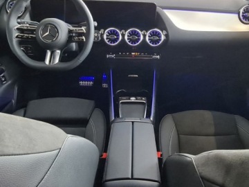 Mercedes GLA II Off-roader Facelifting 1.3 200 163KM 2026 MERCEDES-BENZ GLA 200 AMG Line Suv 1.3 (163KM) 2026, zdjęcie 7