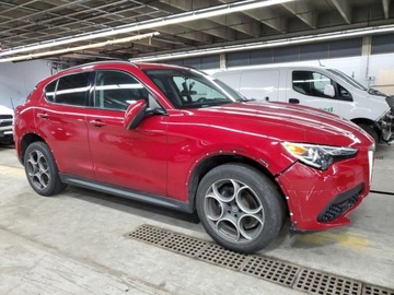 Alfa Romeo Stelvio SUV 2.0 Turbo 280KM 2018 Alfa Romeo Stelvio Sport 2018 2.0l 2.0 Benzyna 280KM, zdjęcie 4