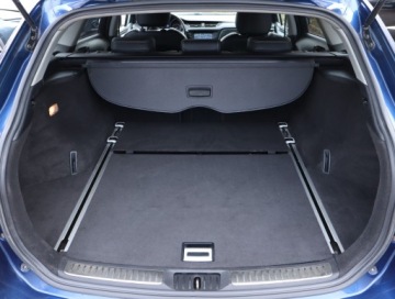 Toyota Avensis III Wagon Facelifting 2015 2.0 D-4D 143KM 2015 Toyota Avensis 2.0 D-4D, Salon Polska, Serwis ASO, zdjęcie 13