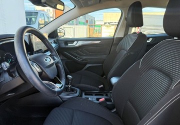 Ford Focus IV Hatchback Facelifting 1.0 EcoBoost 125KM 2022 Ford Focus 1.0 EcoBoost 125KM MT6 Titanium Salon PL ASO I-wszy wlasciciel, zdjęcie 12