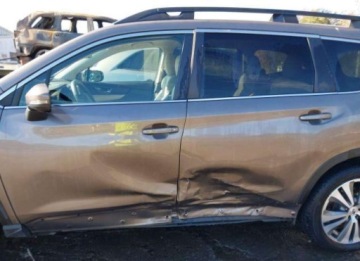 Subaru 2022 Subaru Ascent 2022, 2.4L, 4x4, LIMITED, od ubezpieczalni 2.4 Benzyna 260KM, zdjęcie 4