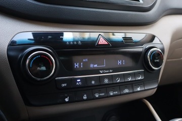 Hyundai Tucson III SUV 1.6 GDI 132KM 2016 Hyundai Tucson 1.6 GDI, Salon Polska, zdjęcie 14