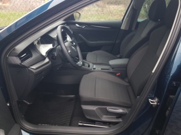 Skoda Octavia IV Kombi 2.0 TDI 115KM 2022 SKODA OCTAVIA 2,0 TDI AMBITION KRAJOWY I-WŁAŚCICIEL SERWISOWANY ALU R17, zdjęcie 21