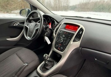 Opel Astra J Hatchback 5d 1.6 Twinport ECOTEC 115KM 2010 Opel Astra Opel Astra 1.6 Innovation 1.6 Benzyna 115KM, zdjęcie 12