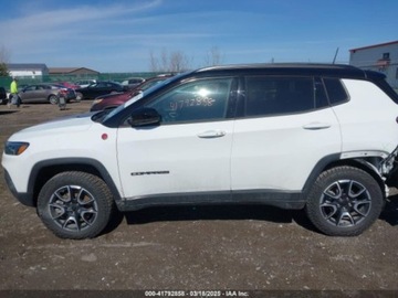 Jeep Compass II 2024 Jeep Compass Trailhawk 2024 2.0l 2.0 Benzyna 200KM, zdjęcie 2