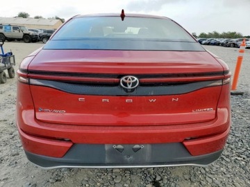 Toyota 2024 Toyota Crown 2024 Toyota Crown XLE AWD od firmy ubezpieczeniowej 2.5 236KM, zdjęcie 6