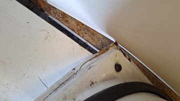 DVEŘE PRAVÝ PŘEDNÍ HONDA PRELUDE IV